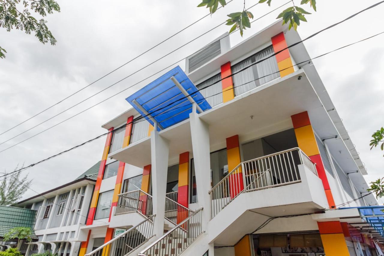 Hotel Reddoorz Syariah Near Rsu Suaka Insan Banjarmasin Banjarmasin  Exteriér fotografie