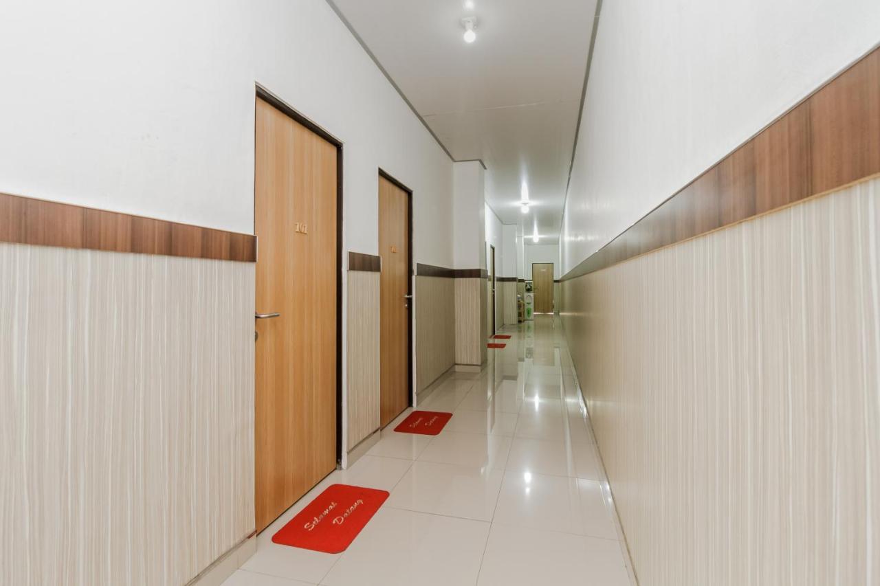 Hotel Reddoorz Syariah Near Rsu Suaka Insan Banjarmasin Banjarmasin  Exteriér fotografie