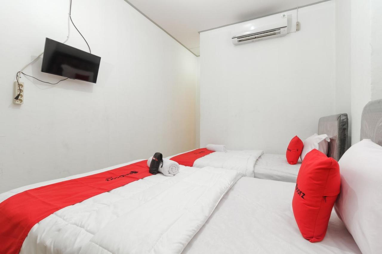 Hotel Reddoorz Syariah Near Rsu Suaka Insan Banjarmasin Banjarmasin  Exteriér fotografie